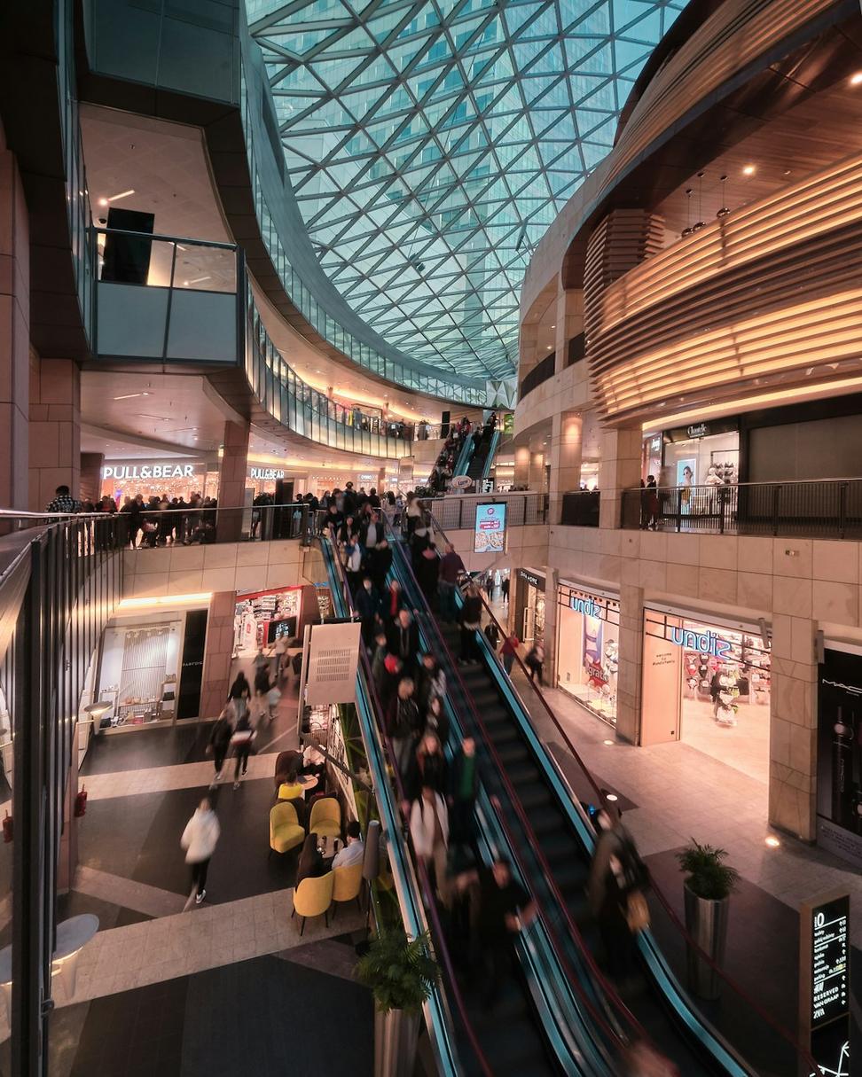 Axis Retail Center